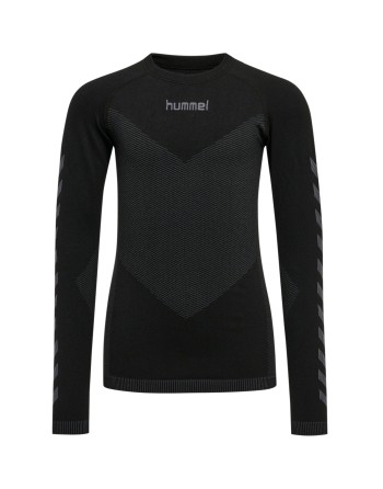 HUMMEL FIRST SEAMLESS JERSEY L/S K / Nahtlose Verarbeitung und körperbetontes Design
